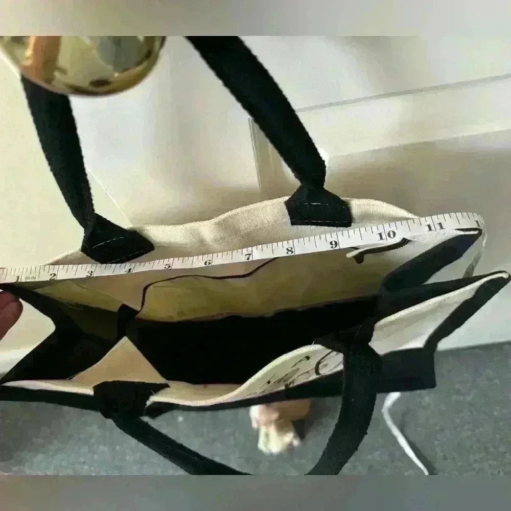 Canvas Tote Bag, Bunny Design for Bunny Lovers - Picture 5 of 6